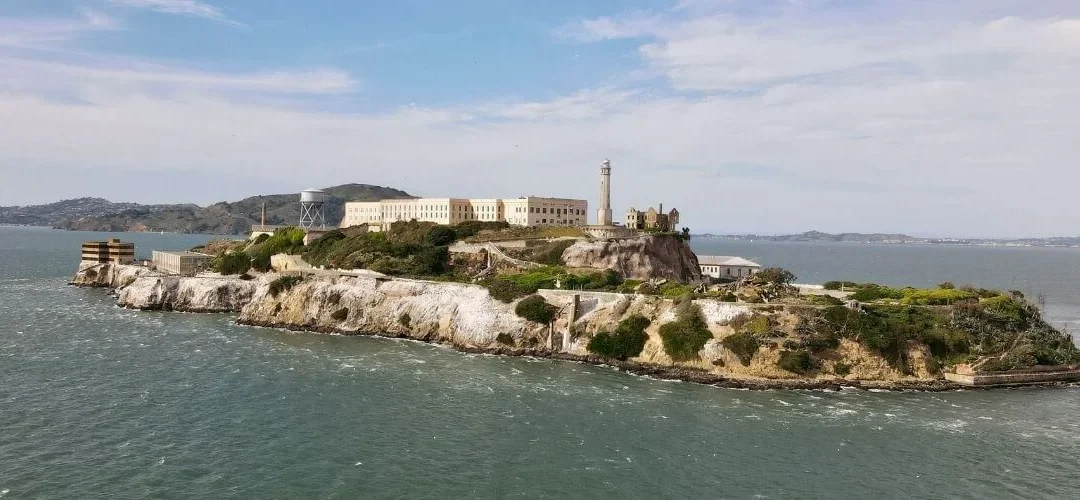 Alcatraz Night Tour vs Day Tour in San Francisco: What’s the Difference?