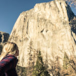 girl looking up at el capitan in yosemite national park